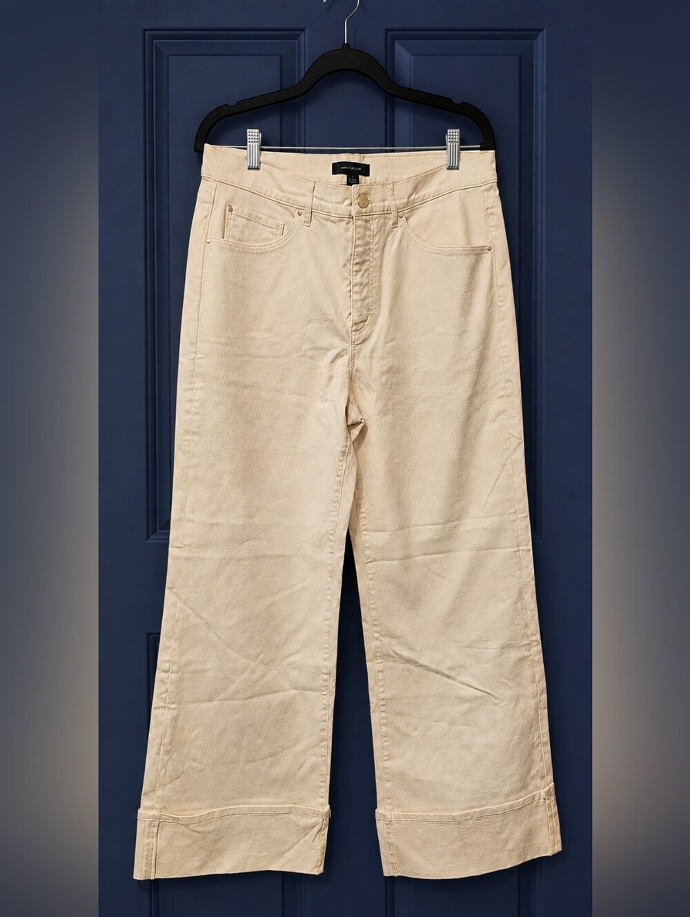 Ann Taylor SAMPLE Ivory Cuffed Wide Leg Jeans Size 8 Spring 2025 NWOT